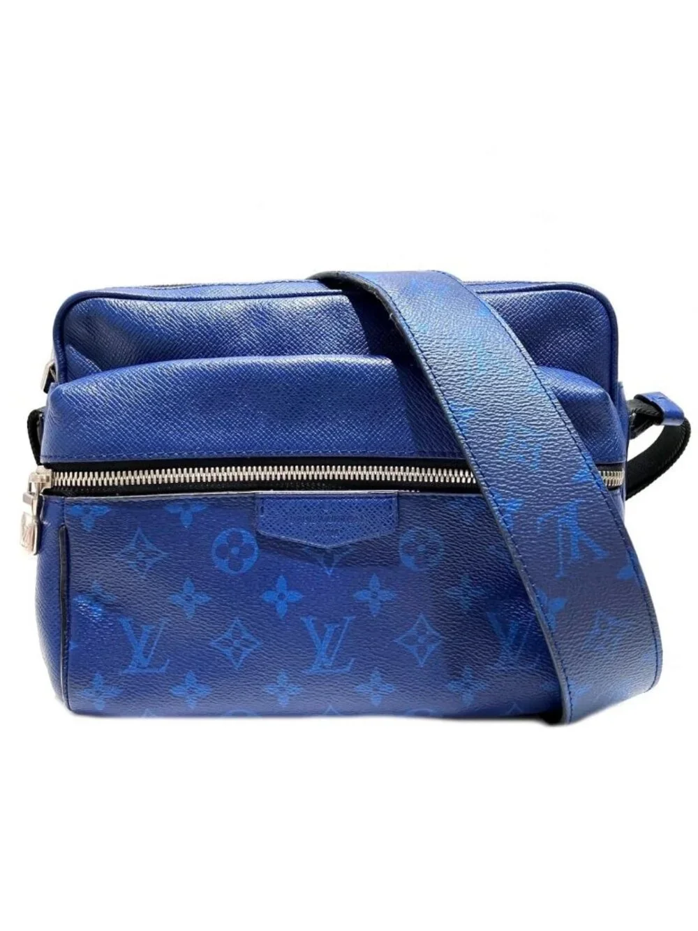 Louis Vuitton Taigarama Outdoor Messenger Shoulder Bag Leather
